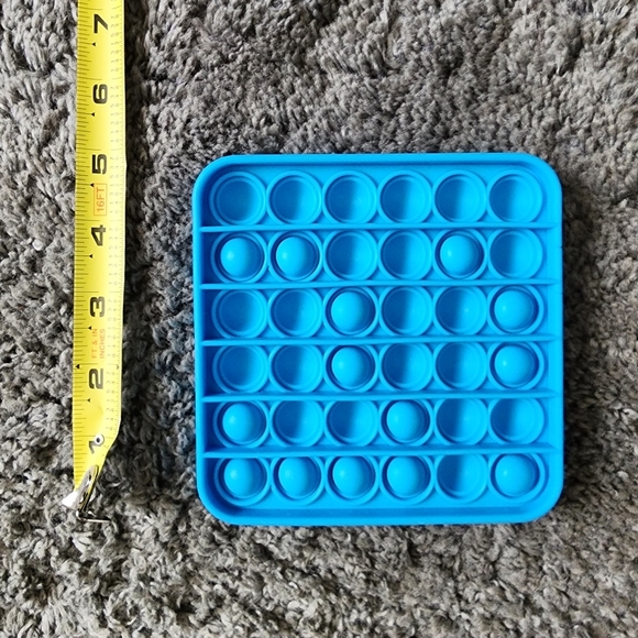 Pop it fidgets Purple Among Us and Blue square Set of 2 - Picture 10 of 10